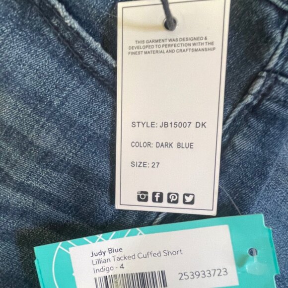 Judy Blue Lillian High Rise Tacked Cuffed Short Size 4 - Picture 4 of 5